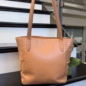 Leather Tote Bag in Tan - Classic Everyday Carry
